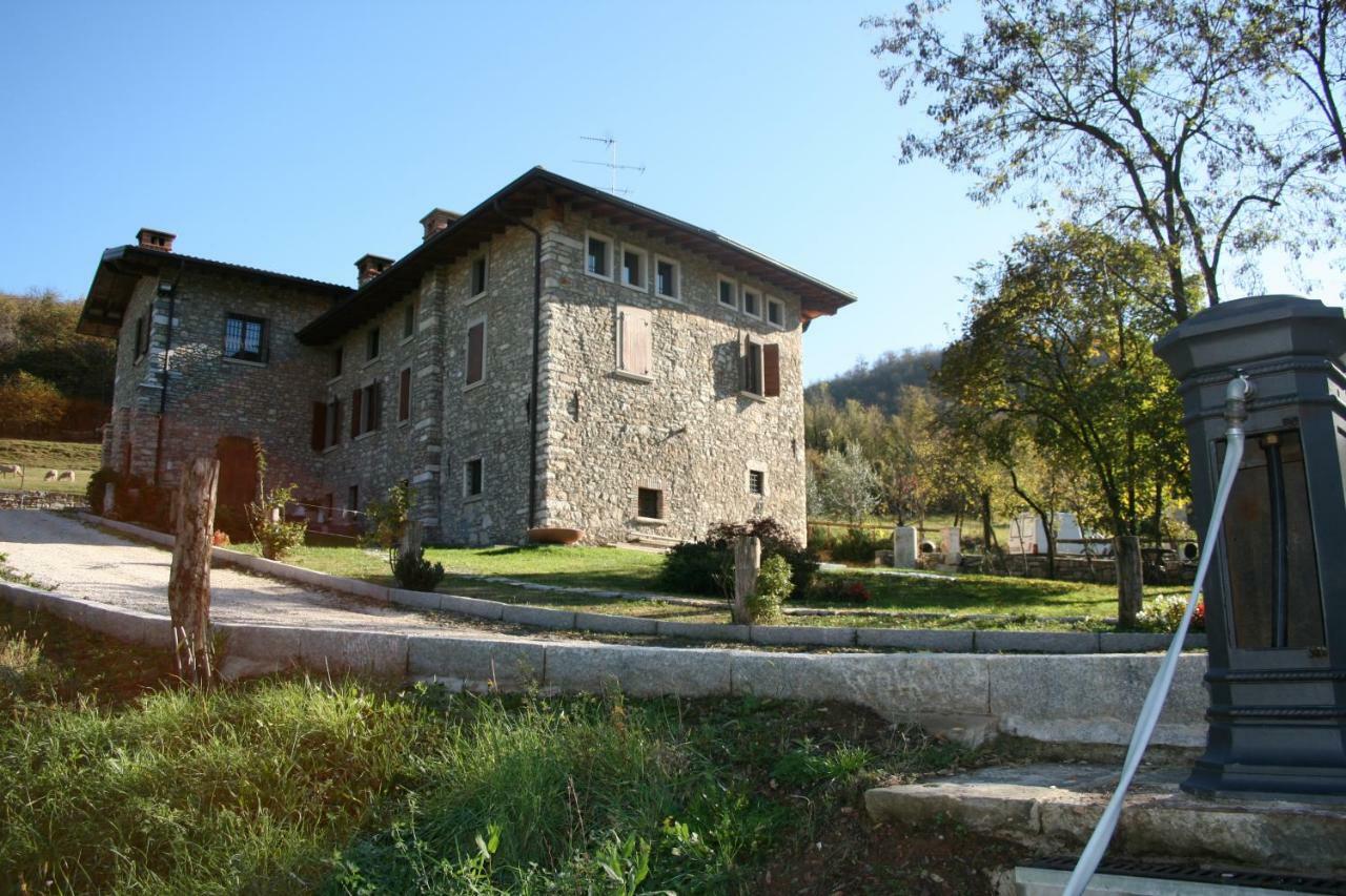 Cascina Valsorda Bed and Breakfast Concesio Buitenkant foto