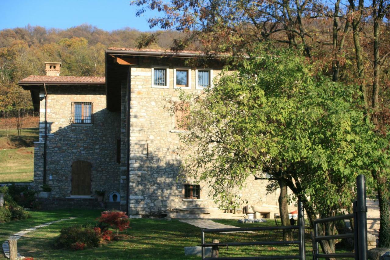 Cascina Valsorda Bed and Breakfast Concesio Buitenkant foto