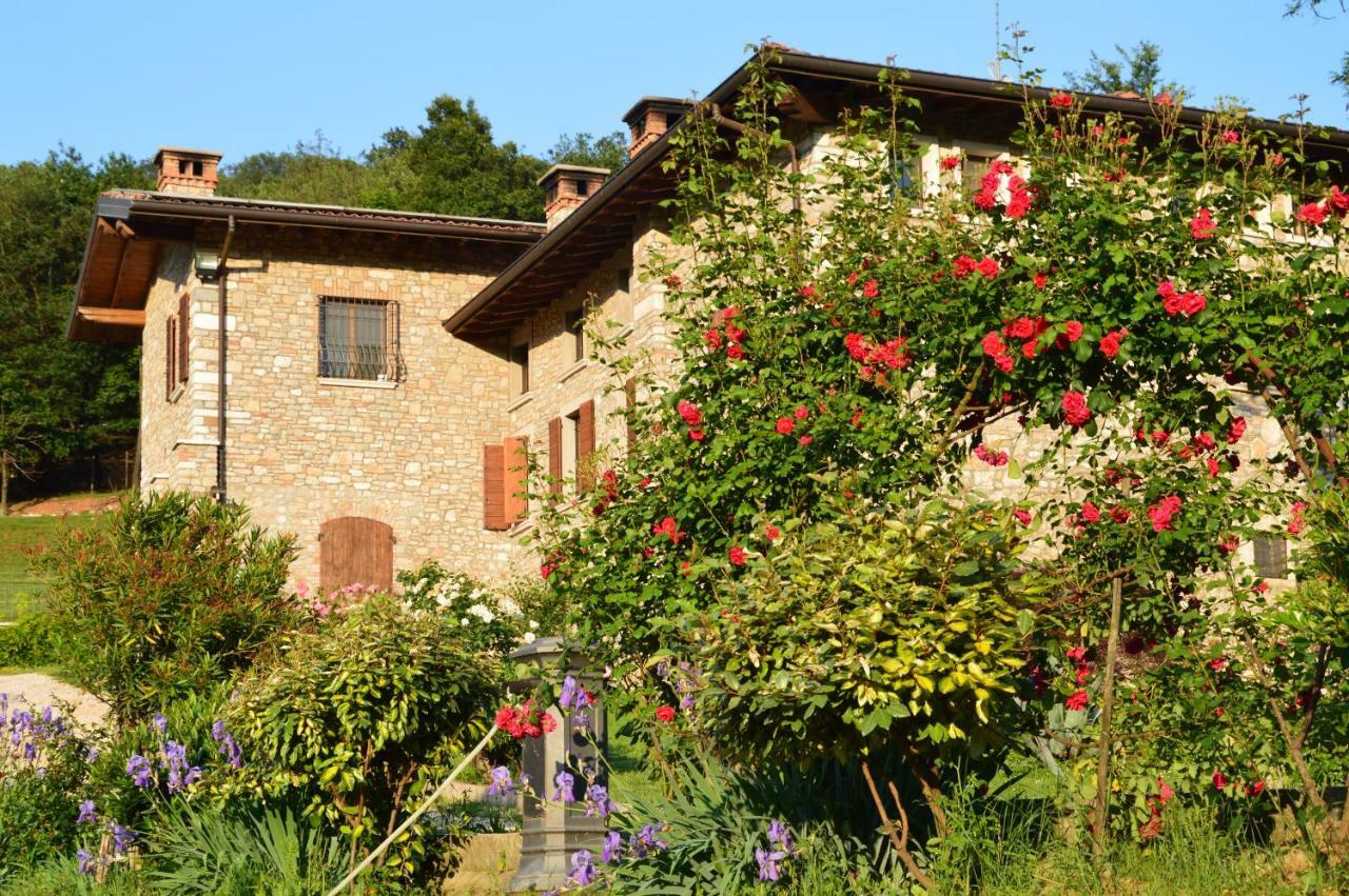 Cascina Valsorda Bed and Breakfast Concesio Buitenkant foto